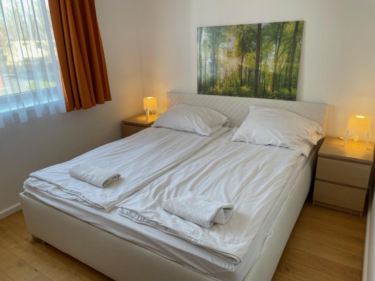 Prime Apartmans Balatonlelle Bagian luar foto